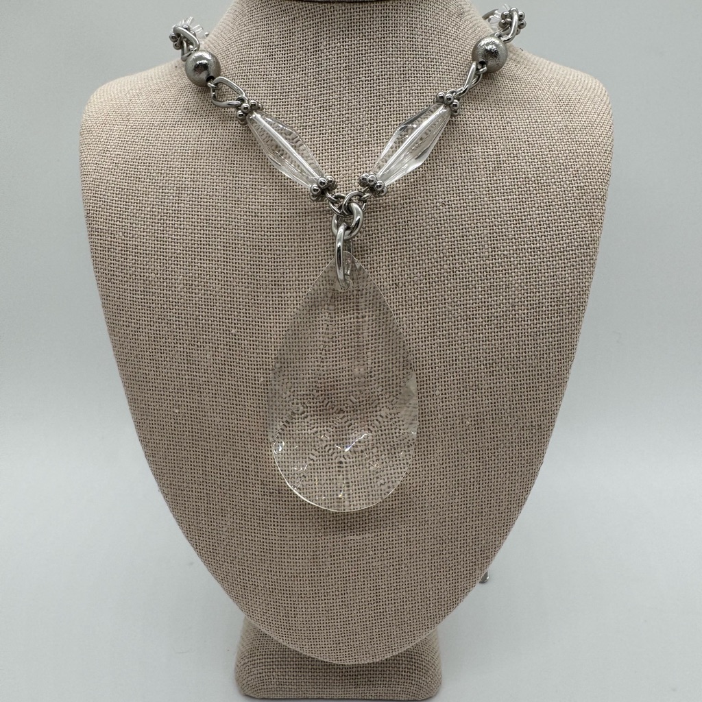 Lia Sophia Silver Necklace With Clear Teardrop Pendant 12$